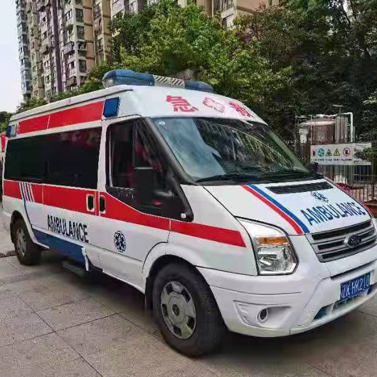 商城长途救护车护送病人返乡